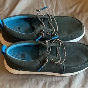 Reef Men's Black Boat Shoes with Blue Highlights